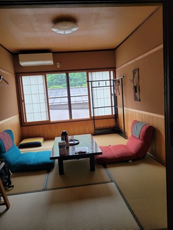 奈良井宿の民宿津ち川の客室by二へドン