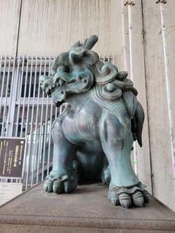 花園神社の唐獅子by二へドン