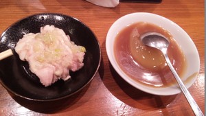 翔記の蒸し鶏、ふかひれ姿煮