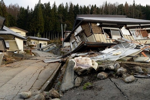 鳥取中部M6.6 未知の断層が引き起こす阪神大震災の再来