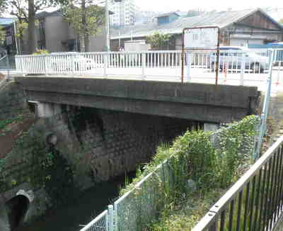 大岡川の新大橋