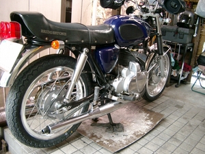 ブリヂストン　３５０ＧＴＲ