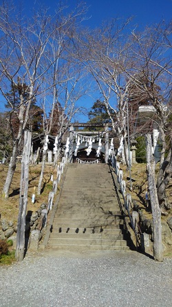 小鹿神社の古鳥居by二へドン
