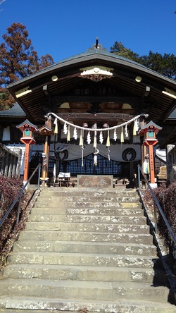 小鹿神社の拝殿by二へドン
