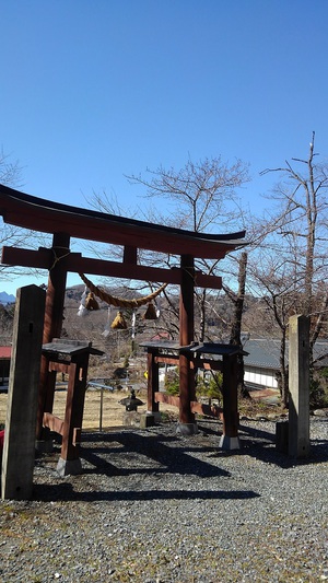 小鹿野町の琴平神社の鳥居by二へドン