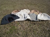生地と染色の違いでかぶり心地が全く変わります。